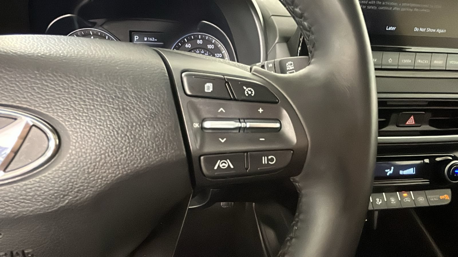 Certified 2023 Hyundai Kona SEL w/ Convenience Package AWD/4WD image 19