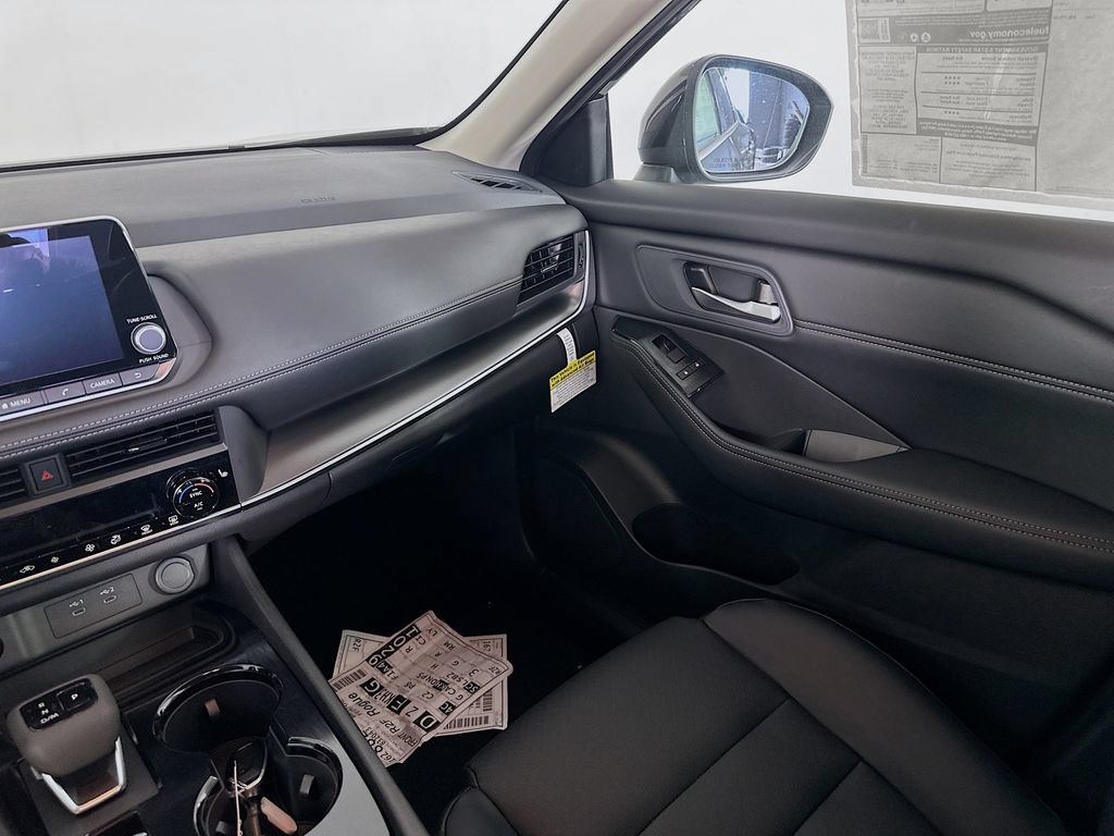 New 2026 Nissan Rogue Dark Armor AWD/4WD image 31