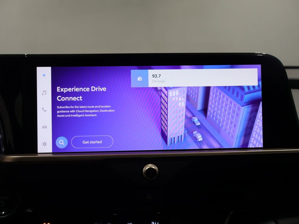 Used 2024 Toyota Crown Limited image 23