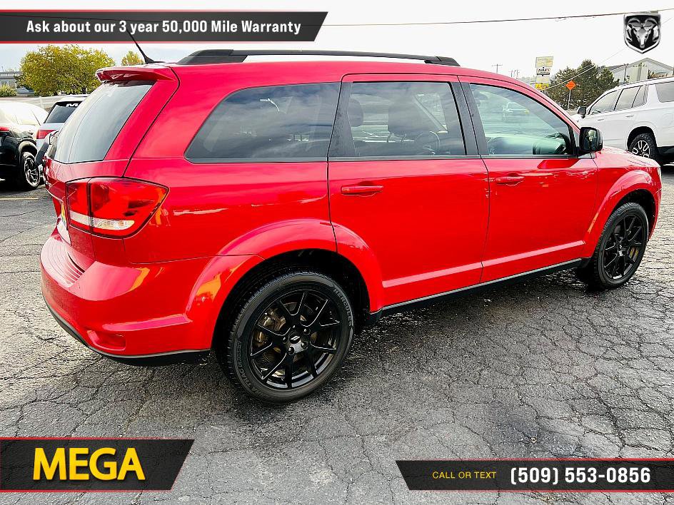 Used 2018 Dodge Journey SXT w/ Blacktop Package image 13
