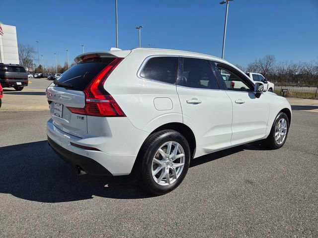 Used 2020 Volvo XC60 T5 Momentum w/ Protection Package image 12