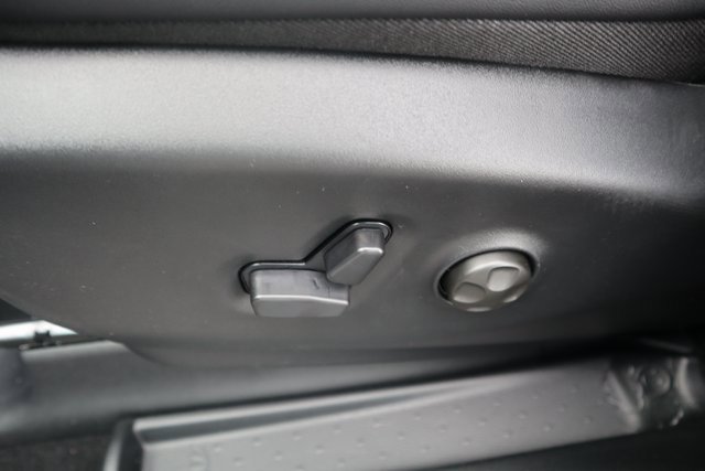 New 2026 Chrysler Voyager LX image 7