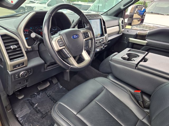 Certified 2022 Ford F350 Lariat RWD image 10