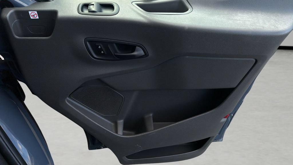Used 2020 Ford Transit 250 148 High Roof Extended RWD image 9