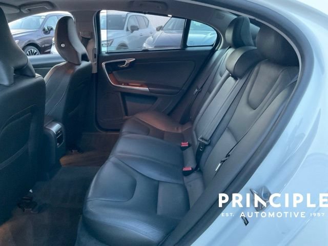Used 2017 Volvo S60 T5 Inscription Platinum FWD image 20