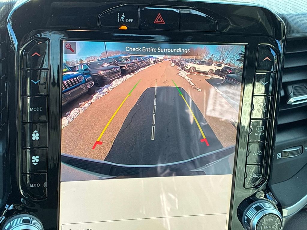 New 2026 RAM 1500 4x4 Crew Cab image 14