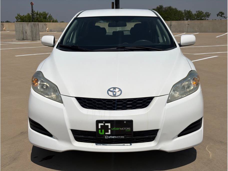 Used 2009 Toyota Matrix FWD image 2