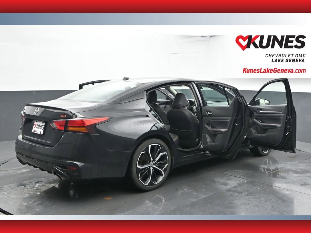 Used 2024 Nissan Altima 2.5 SR image 54