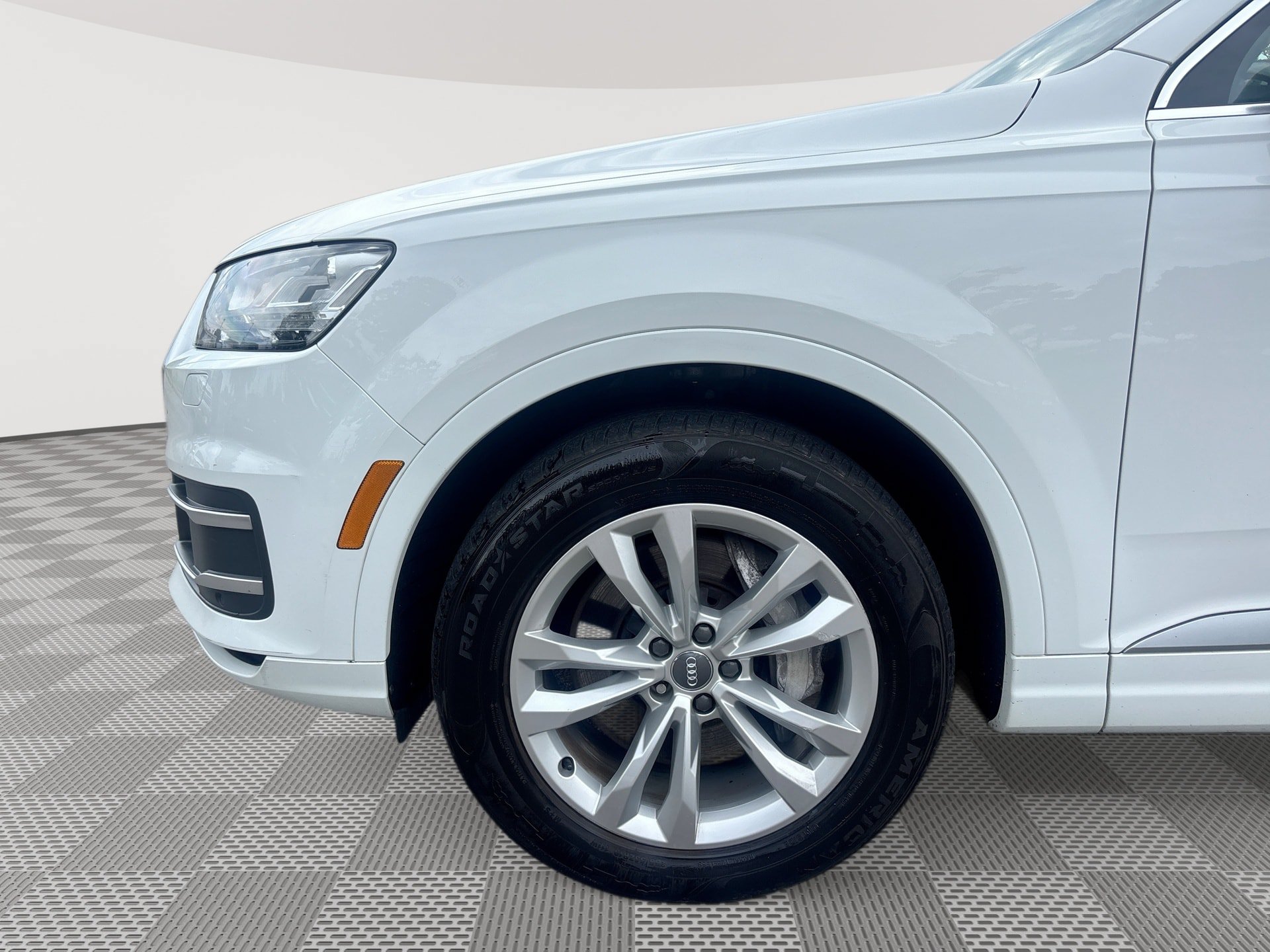 Used 2019 Audi Q7 3.0T Premium Plus AWD/4WD image 19