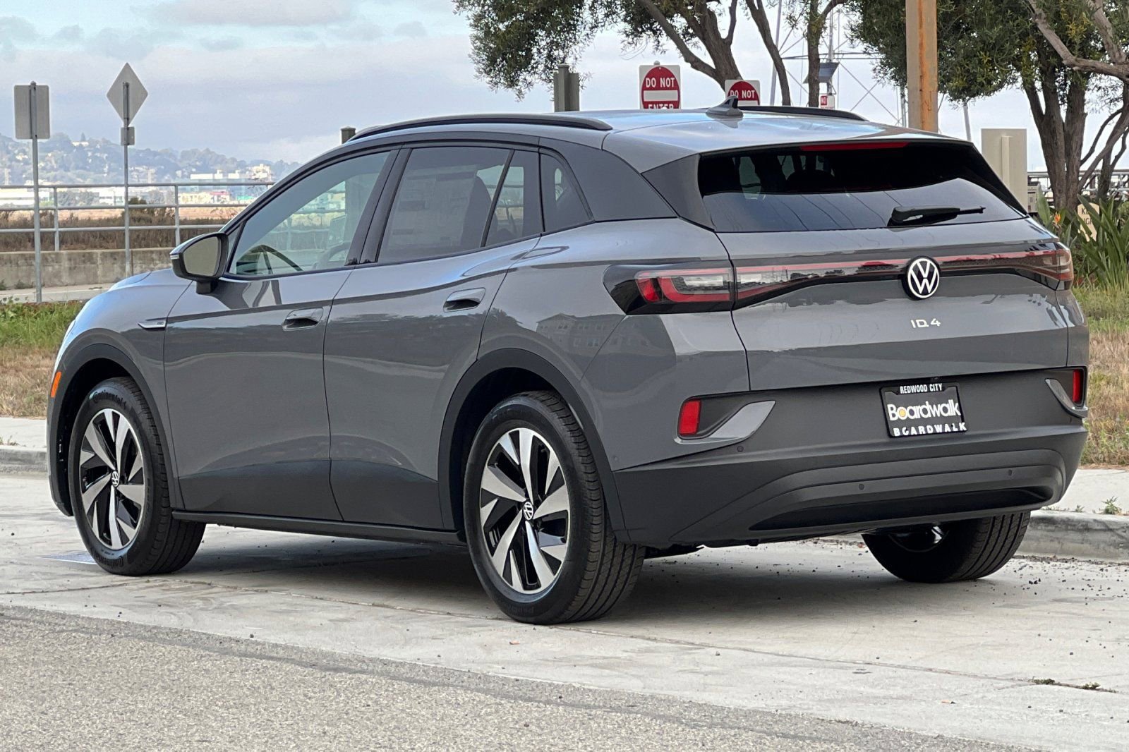 New 2025 Volkswagen ID.4 Pro image 6