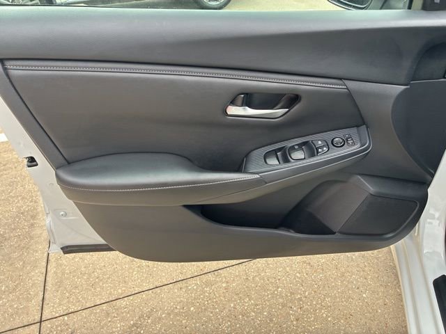 Used 2024 Nissan Sentra SV w/ Lighting Package image 19