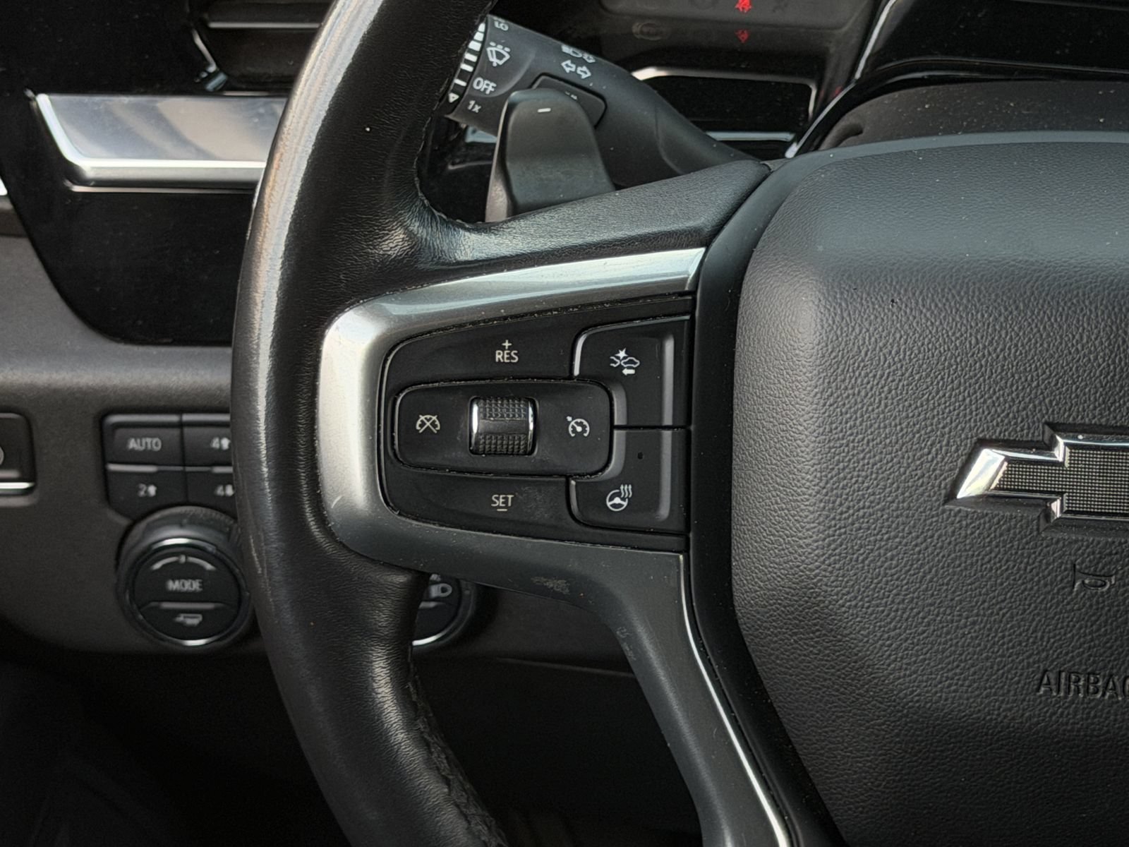 Used 2022 Chevrolet Silverado 1500 LT Trail Boss w/ LT Trail Boss Premium Package AWD/4WD image 17