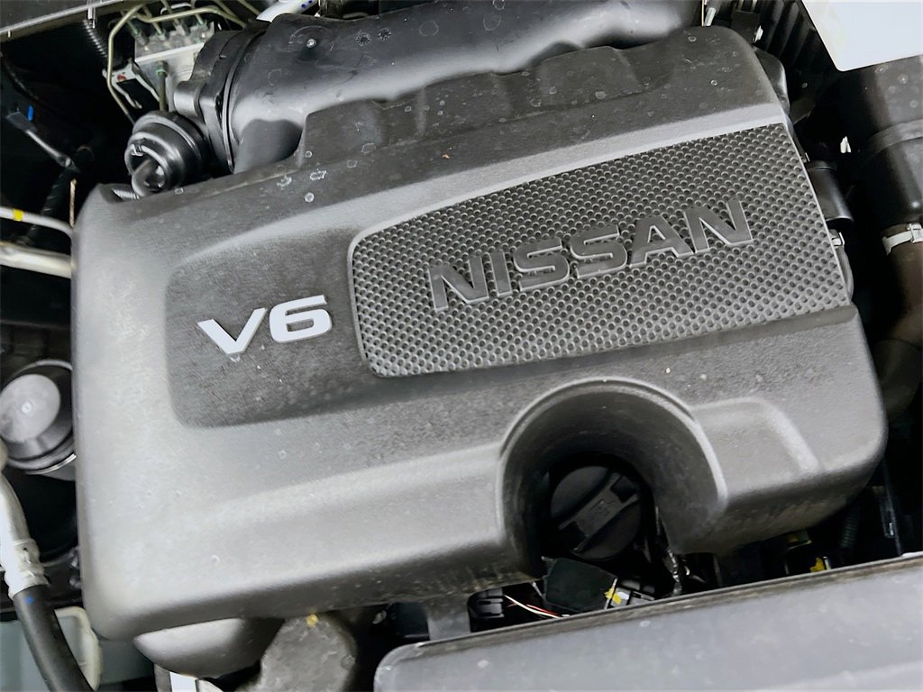 Used 2022 Nissan Pathfinder SV w/ SV Premium Package image 30