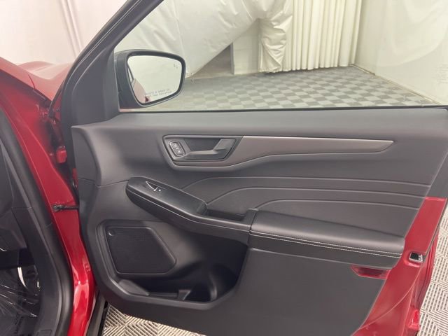 New 2026 Ford Escape Active w/ Cold Weather Package AWD/4WD image 16