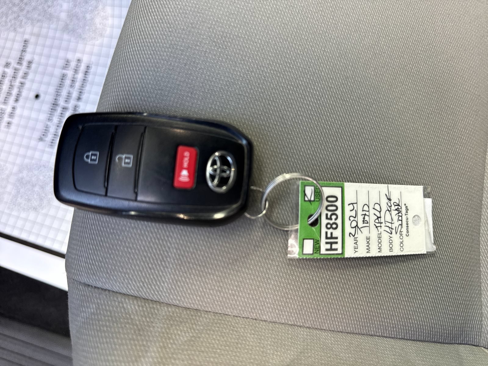 Used 2024 Toyota Tacoma SR5 AWD/4WD image 29