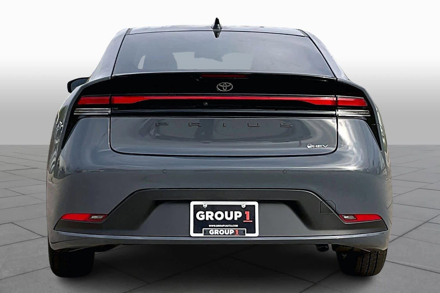 New 2026 Toyota Prius LE FWD image 4