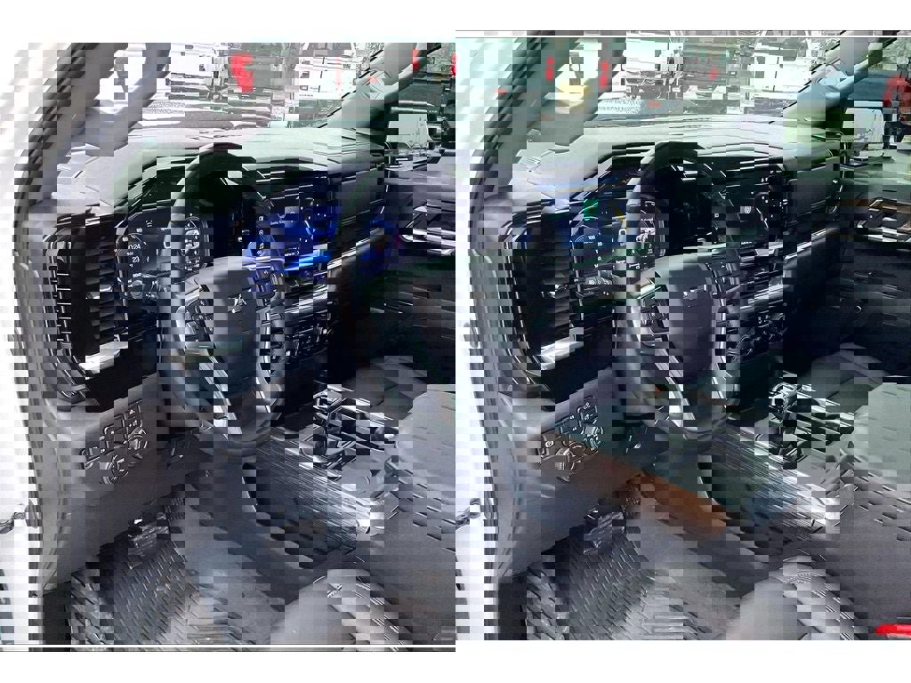 Used 2025 Chevrolet Silverado 1500 LT Trail Boss w/ LT Trail Boss Premium Package image 16