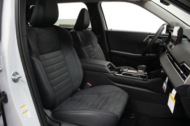 New 2026 Mitsubishi Outlander Trail Edition image 19