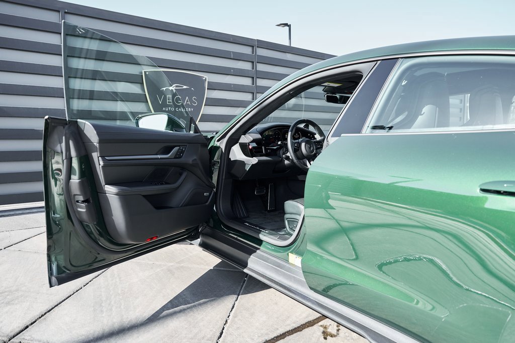 Used 2025 Porsche Taycan Turbo S w/ Premium Package image 31