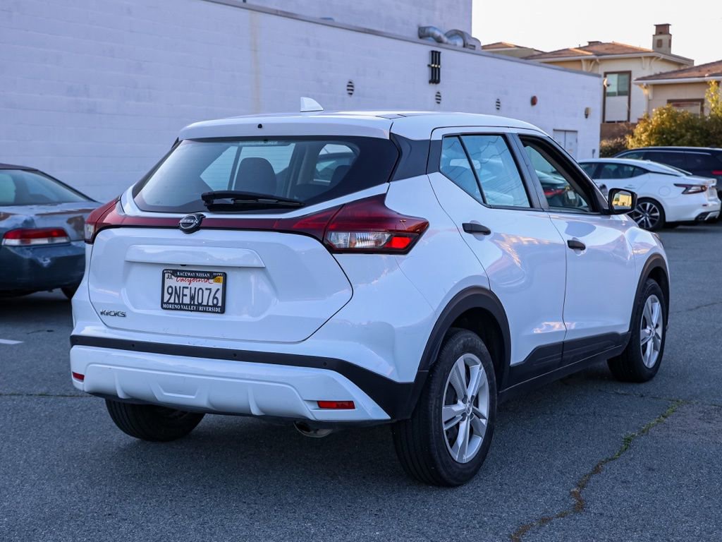 Used 2024 Nissan Kicks S FWD image 4