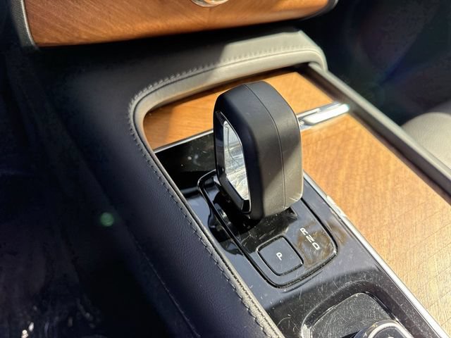 Used 2024 Volvo XC90 B5 Plus AWD/4WD image 20