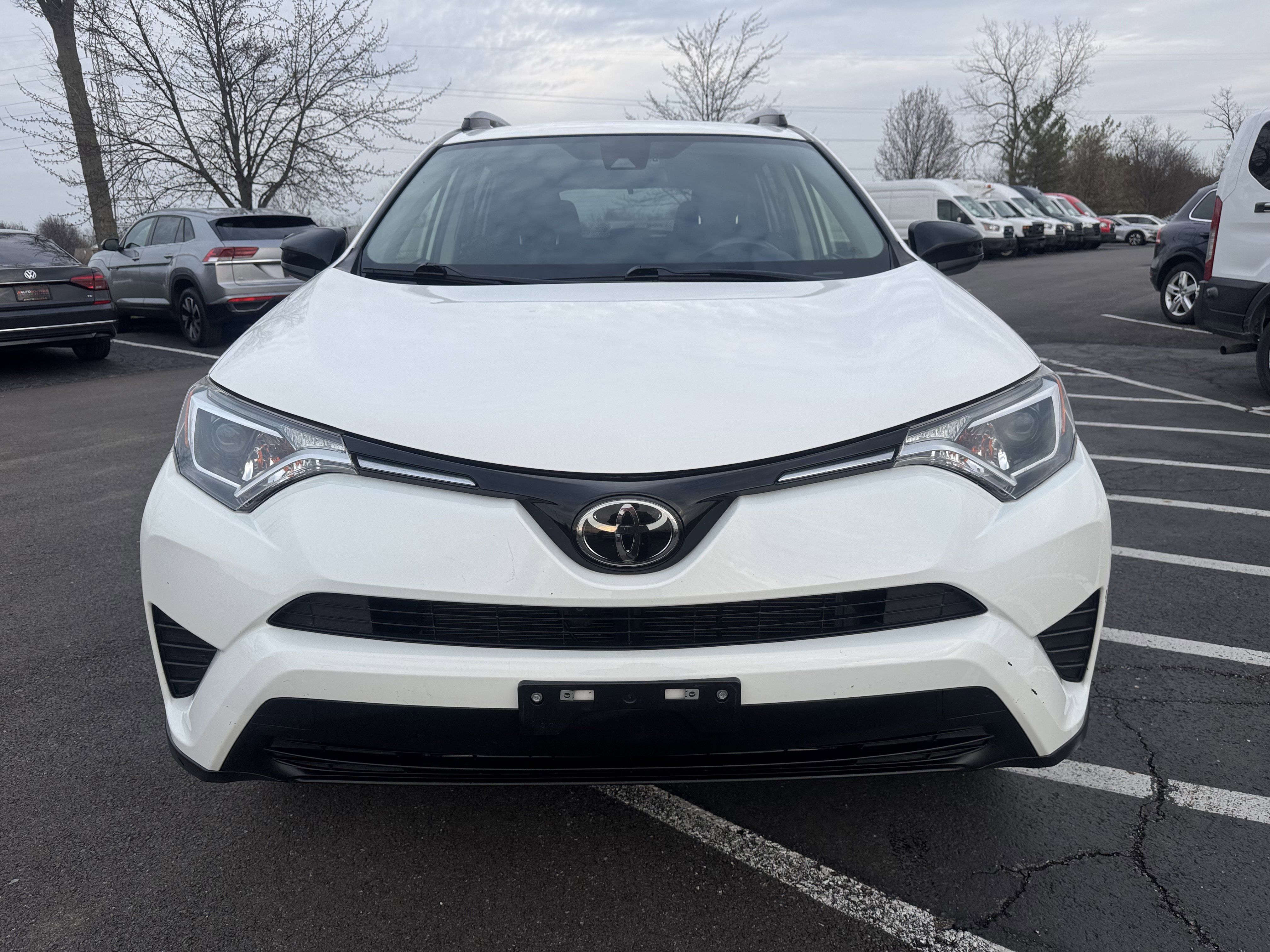 Used 2017 Toyota RAV4 LE w/ Carpet Mat Package image 10