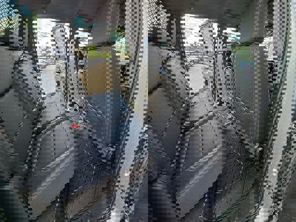 Used 2024 Chevrolet Silverado 2500 LT w/ Convenience Package image 42