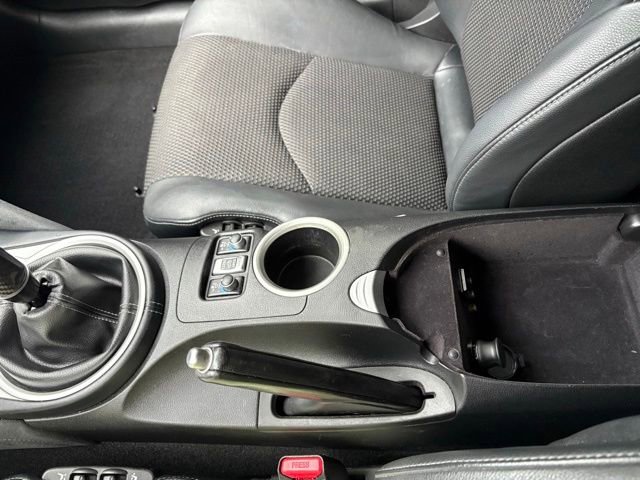 Used 2010 Nissan 370Z Touring RWD image 18
