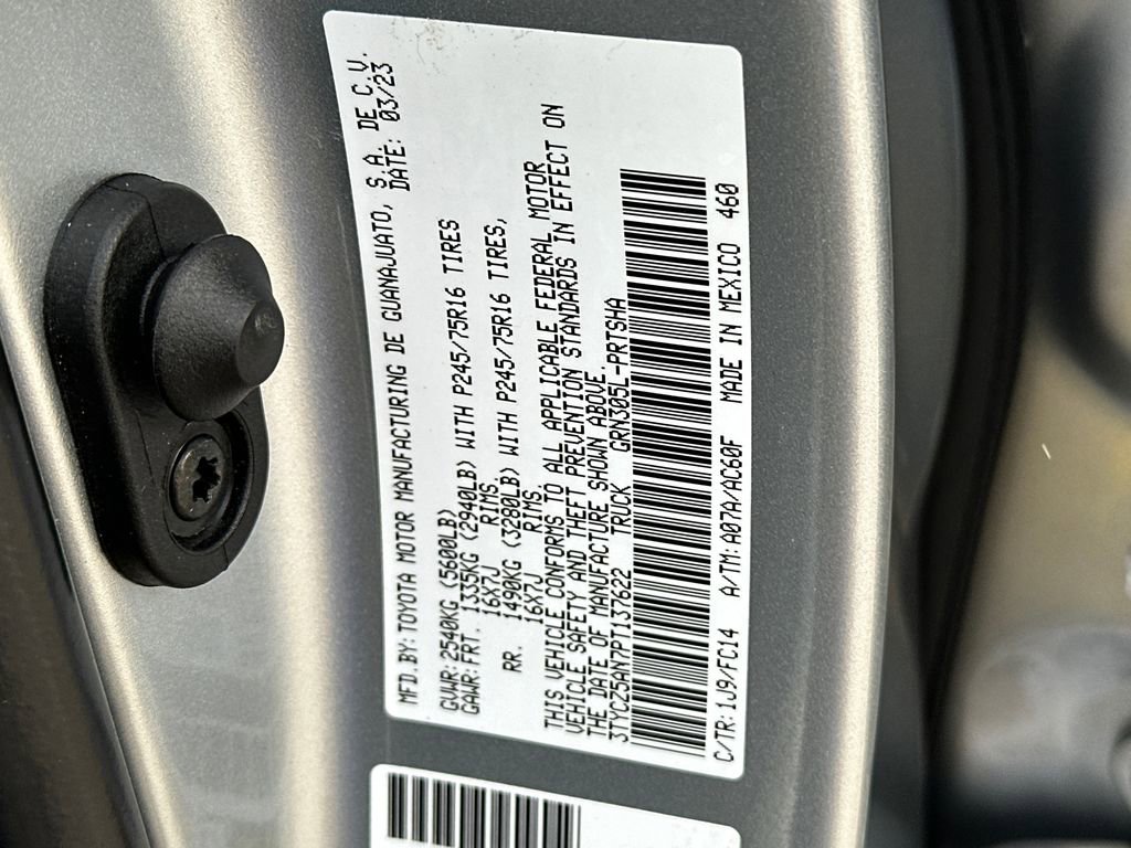 Used 2023 Toyota Tacoma SR5 AWD/4WD image 32