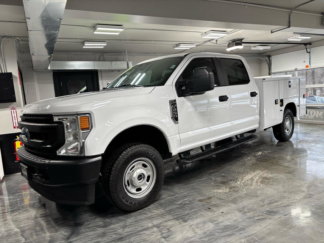 Used 2020 Ford F250 XL AWD/4WD image 3