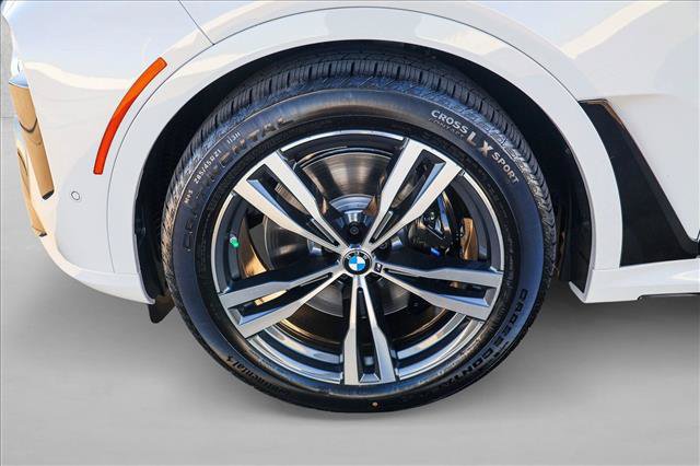 New 2027 BMW X7 xDrive40i w/ M Sport Package AWD/4WD image 9