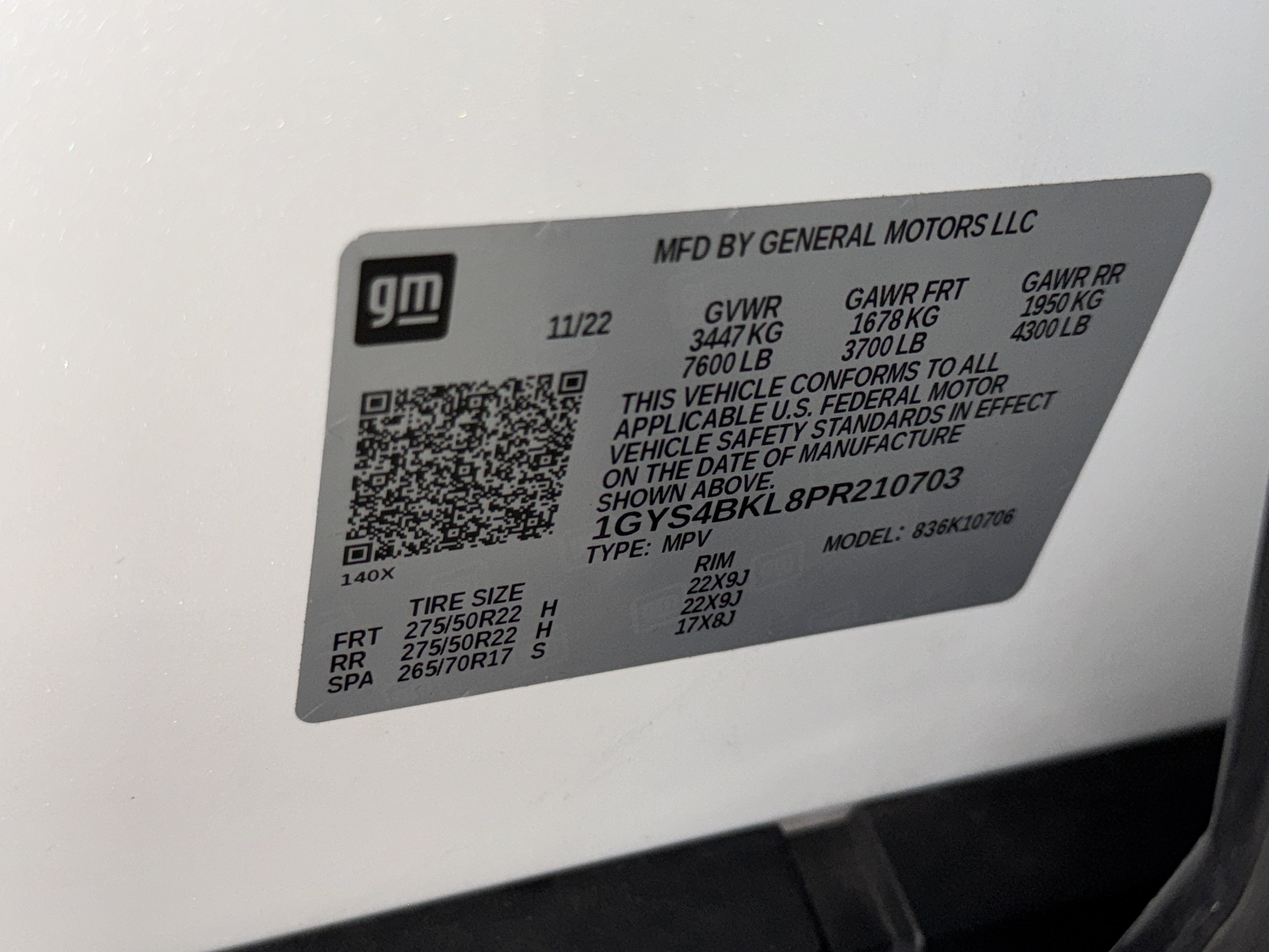 Used 2023 Cadillac Escalade Premium Luxury w/ LPO, Illumination Package AWD/4WD image 39