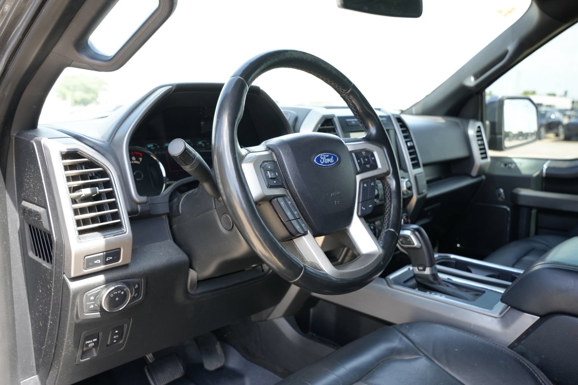 Used 2020 Ford F150 Platinum AWD/4WD image 15