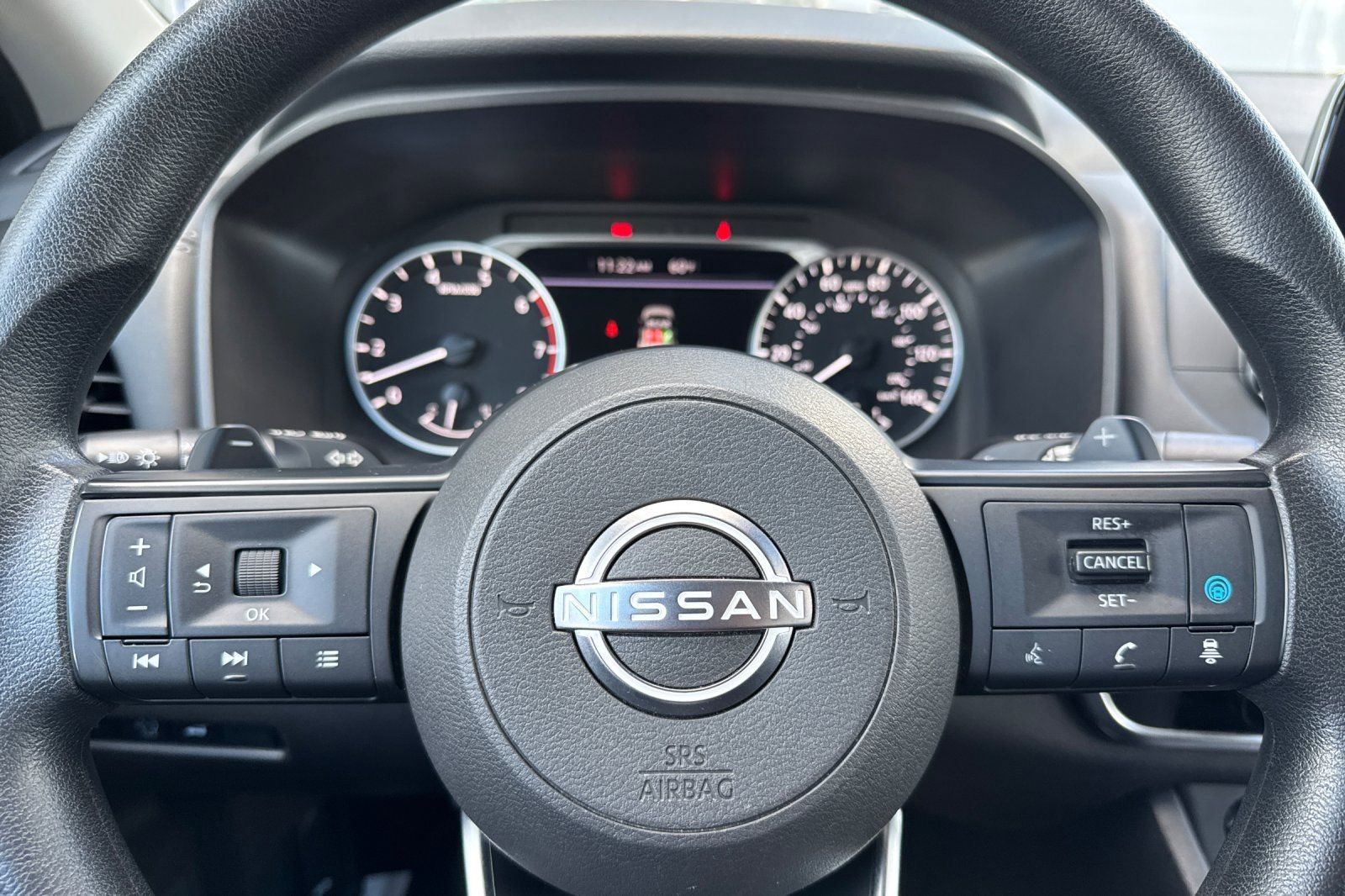 Used 2024 Nissan Rogue SV image 25