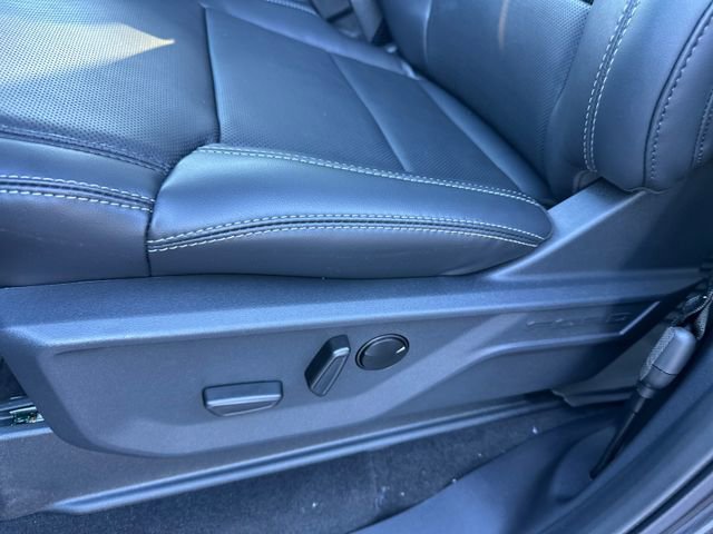 New 2025 Ford Expedition Max Platinum w/ Stealth Performance Package image 25