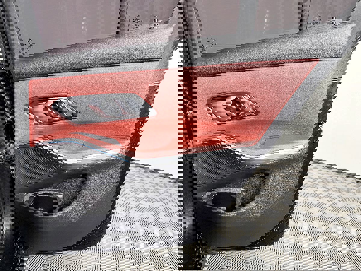 Used 2022 BMW 330e w/ M Sport Package image 38