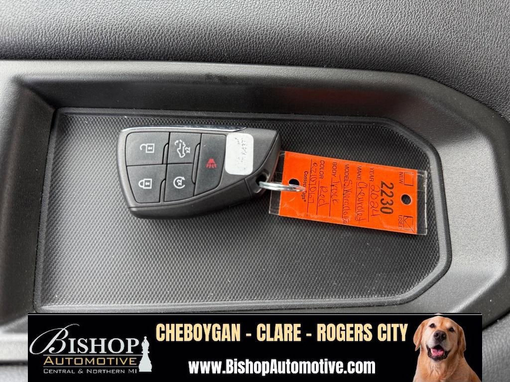 Used 2024 Chevrolet Silverado 1500 LT AWD/4WD image 28