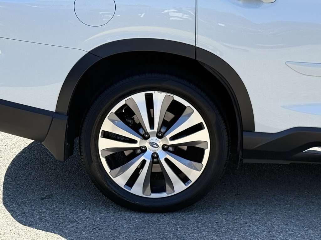 Certified 2022 Subaru Ascent Limited w/ Technology Package image 7