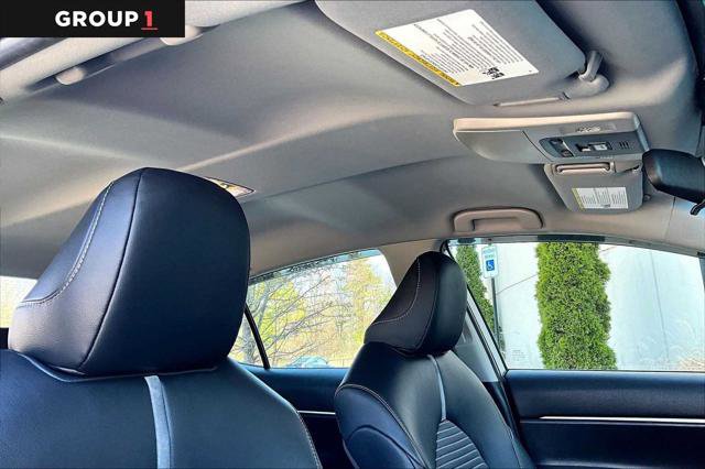 Certified 2019 Toyota Camry SE FWD image 14