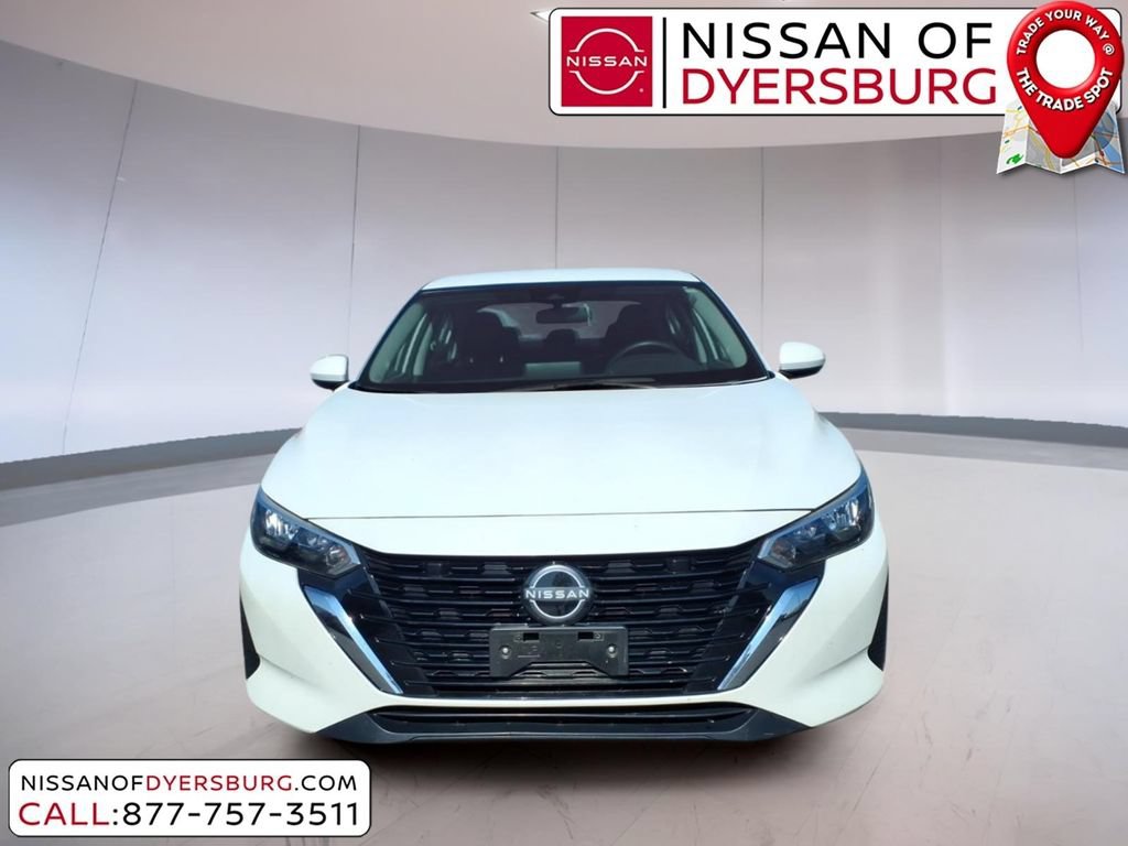 Used 2024 Nissan Sentra SV FWD image 8