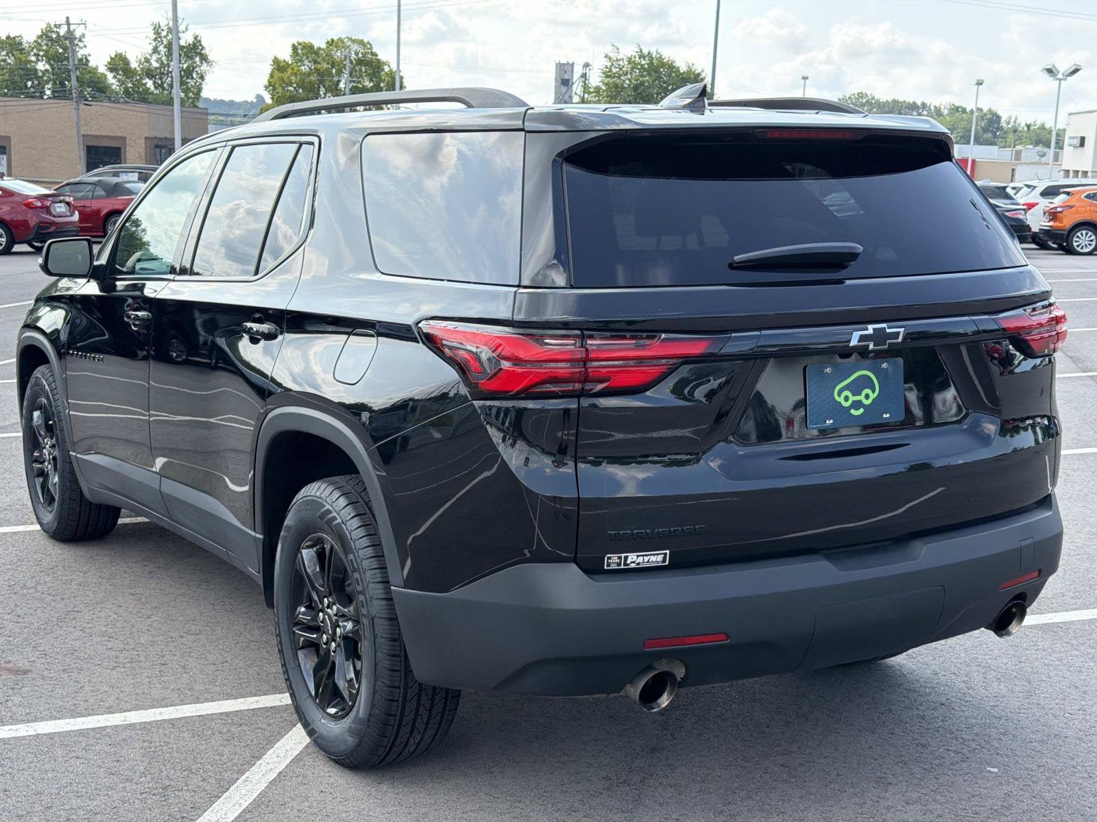 Certified 2023 Chevrolet Traverse LS w/ Midnight/Sport Edition FWD image 5