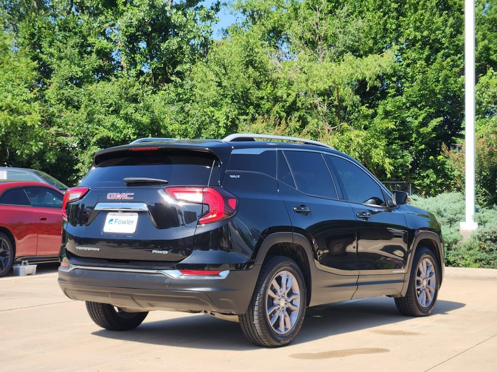 Used 2023 GMC Terrain SLT AWD/4WD image 7