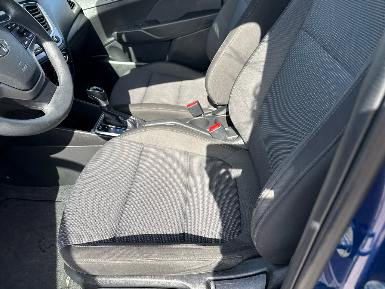 Used 2020 Hyundai Accent SE image 10