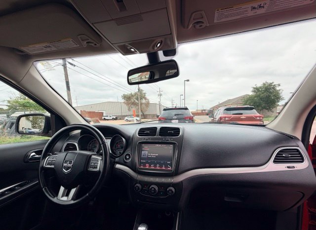 Used 2020 Dodge Journey Crossroad FWD image 13