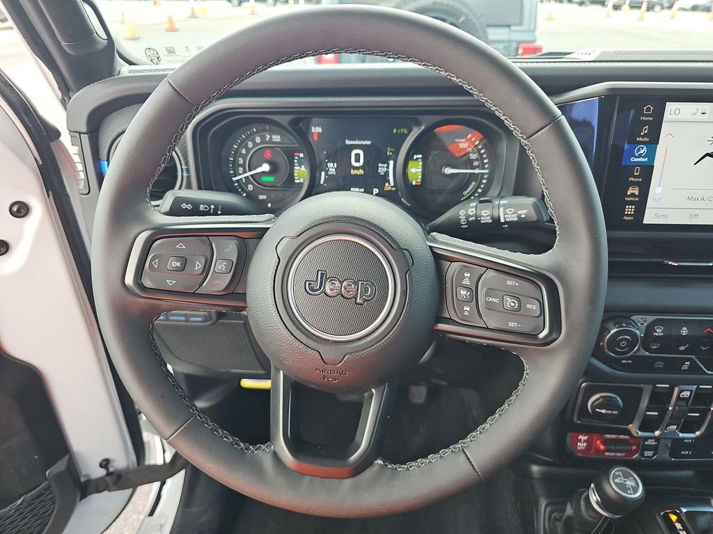 Used 2025 Jeep Wrangler Unlimited Rubicon 4xe w/ Convenience Group image 2