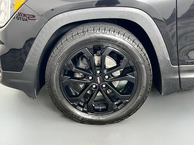 Used 2022 GMC Terrain SLE w/ Driver Convenience Package FWD image 27