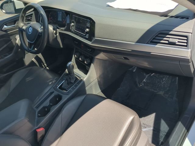 Used 2020 Volkswagen Jetta SE w/ SE Cold Weather Package image 10