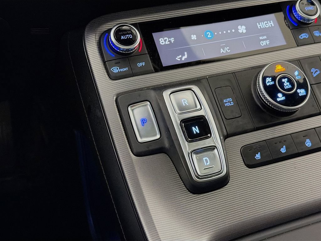 Used 2024 Hyundai Palisade Calligraphy image 21