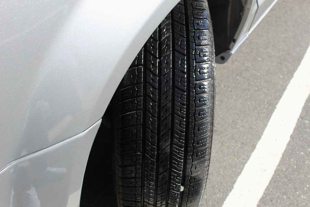 Used 2015 Dodge Grand Caravan SE image 29