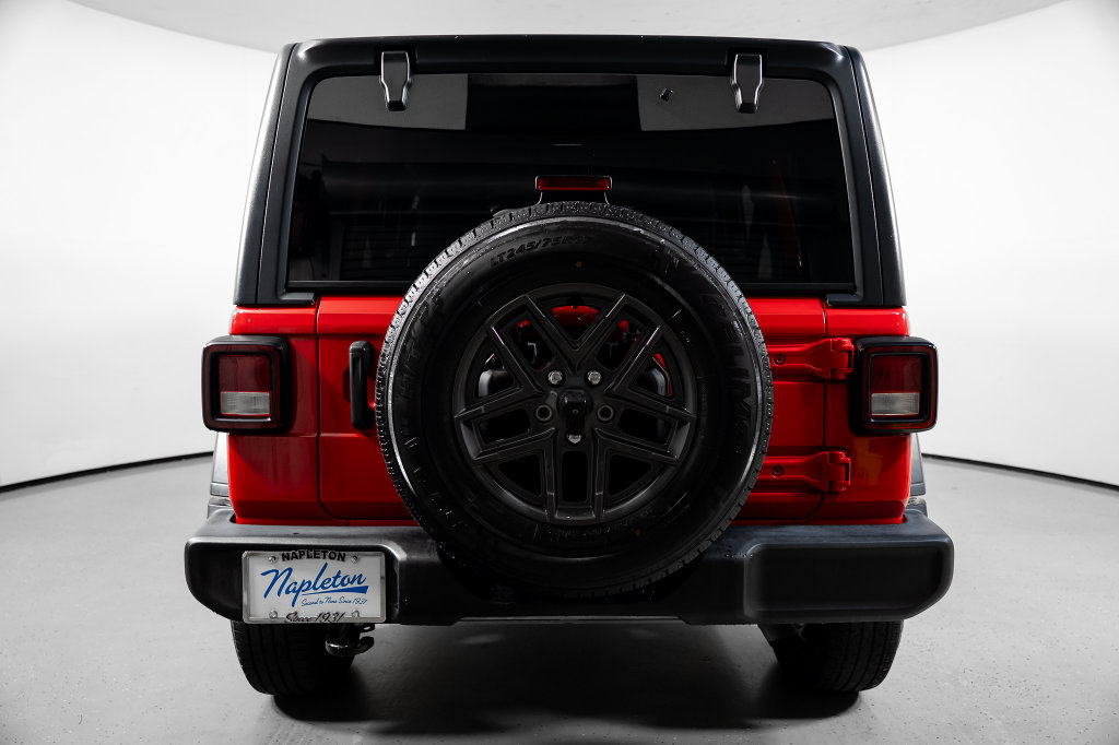 Used 2024 Jeep Wrangler Unlimited Sport AWD/4WD image 11